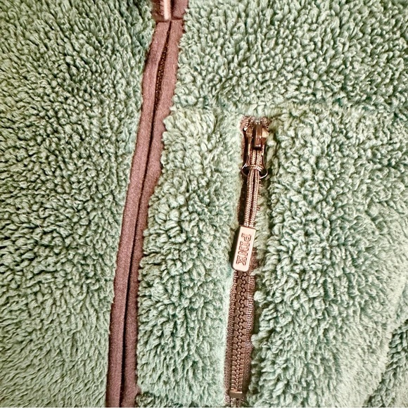 NWOT PINK Victoria’s Secret Sherpa Fleece Half Zip Pullover Jacket in Green XS - Picture 12 of 14